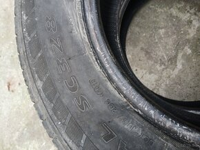 Predám používané letné pneu 235/65 R16 C - 7