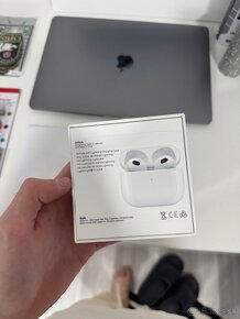 AirPods 3. Generácie - 7