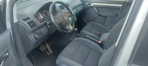 VW TOURAN 1,6 TDI DSG 7 MIESTNY - 7