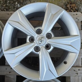 ORIGINÁL TOYOTA HLINÍKOVÉ DISKY 5x114,3 R17 - 7