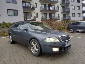 Škoda octavia 2 DSG  2.0tdi 103kw kombi - 7