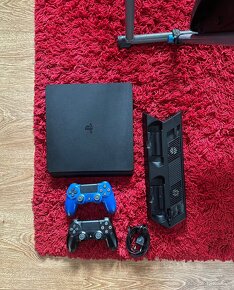 Playstation 4 Slim 1TB + Logitech G29 + Playseat Challenge X - 7