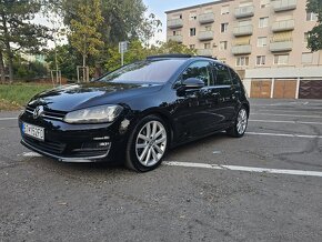 VW GOLF ČIERNY 4x4 2.0 TDI, STREŠNÉ OKNO, HIGHLINE - 7