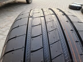 275/35 r19 letne pneumatiky 275 35 19 245 40 dvojrozmer bmw - 7