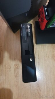 Xbox One X + Xbox 360 + Monitor - 7