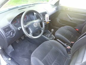 VW Golf 1.6i - 7