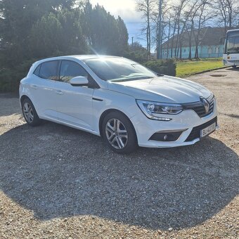 Renault Megane hatchback - 7