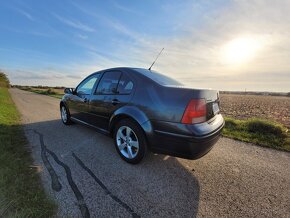 Volkswagen Bora 1.9 TDI - 7