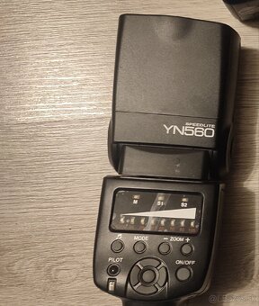 Yongnuo - 7