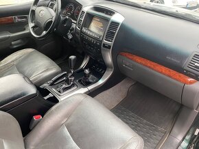 Toyota Land Cruiser 3.0 D-4D Terra A/T - 7