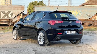 Alfa Romeo Giulietta 1,4 125 kW - 7