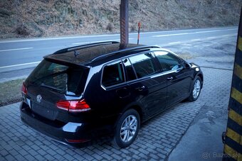 Volkswagen Golf Variant 2.0 TDI 6.st manuál - 7