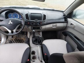 Mitsubishi L200 - 7