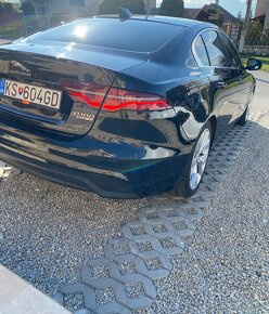 Jaguar XE 2.0D I4 R-Dyn S AWD AT,4x4 - 7