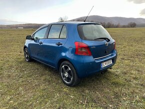 Toyota Yaris 1.3 64kw rv. 12/2005 - 7