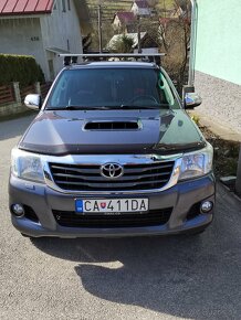 Toyota Hilux 3.0 - 7