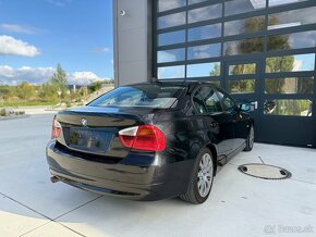 Na predaj BMW 320d E90 Automat. - 7