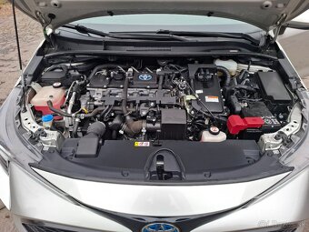 Toyota Corolla Sport Hybrid - 7