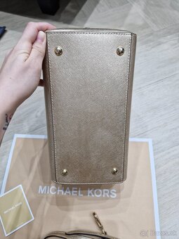 Michael Kors zlata pale gold stredne velka kabelka - 7