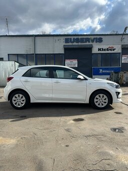 KIA RIO 2021 - 7