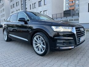 Audi Q7 - 7