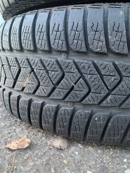 225/50R17 - 7