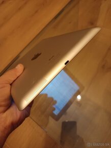 Predám krásny Apple iPad 4th Gen je na WIFI aj na SIM  kartu - 7