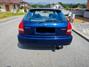 Honda Civic 1.6 Vti - 7