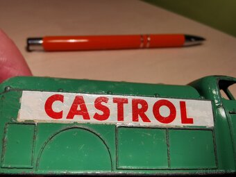 Dinky toys cisterna Castrol Studebacker - 7