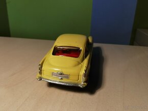 Corgi toys Aston Martin DB4 - 7