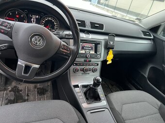 Volkswagen Passat B7 2.0 TDI Comfortline - 7