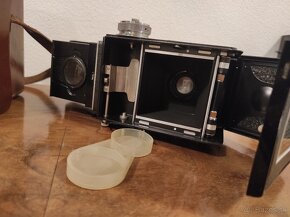 Starý fotoaparát Flexaret V - 7