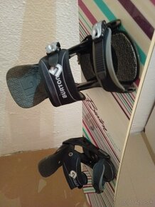 144 cm krasny damsky snowboard BURTON + viazko - 7