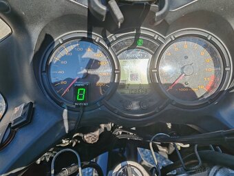 Suzuki V STROM DL 650 - 7