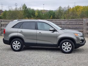 KIA SORENTO 2,2CRDi 4x4 - 7