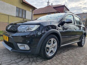 ===Dacia Sandero 0.9 TCe S S Stepway Outdoor=== - 7