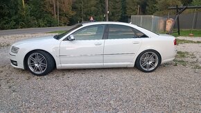 AUDI S8 5.2 V10 Quattro - 7