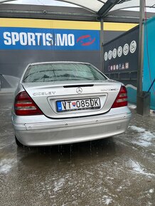 Mercedes benz c220 - 7