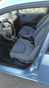 Predám ,,,, Honda Jazz 1.2i 57kw  ,,,, - 7