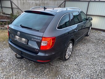 Škoda Superb Combi 4x4 DSG Webasto,Bi-Xenon - 7