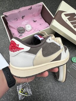 JORDAN 1 OG SP TRAVIS SCOTT REVERSE MOCHA tenisky - 7