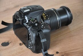 Nikon D5500 - wifi - dotyk. display - nafotene len 6 tisic - 7