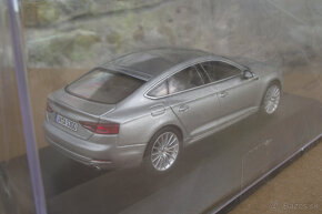 1:43 Audi - 7