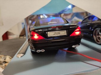 Prodám model 1:18 mercedes benz SL55 AMG - 7