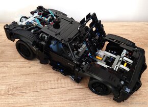 LEGO Technic 42127 BATMOBIL - 7