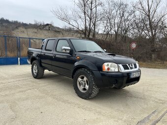 Nissan Navara 2.5Di 98kw D22 - 7