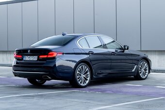 BMW Rad 5/ 30d/ xDrive/ A/T/ Luxury Line - 7