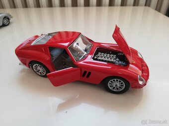 1:24 Bburago 4ks Ferrari modelov - 7