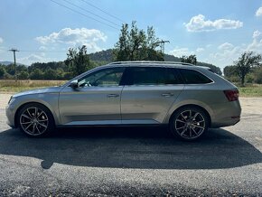 Škoda Superb Combi 2,0 TDI - 7