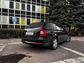 Škoda Octavia Combi 1.6 TDI Ambition - 7